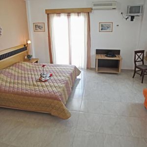 Hotel Sarantis