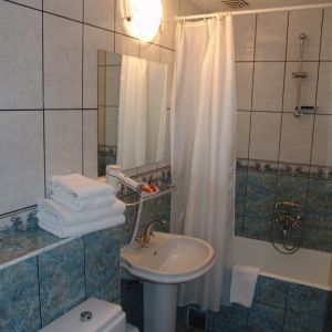 Hotel Imparatul Romanilor