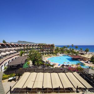 Hotel Armas Labada