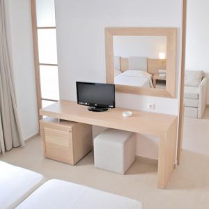 Maritimo Beach Hotel