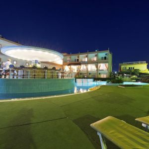 Hotel Bayside Katsaras