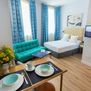 Casa de la Merced Suites