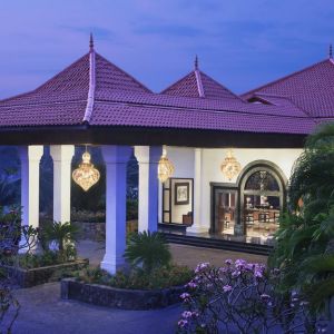 Hotel Vivanta by Taj Bentota - Bentota