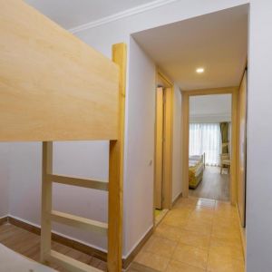 Hotel White Liliyum