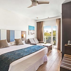 Hotel Riu Festival