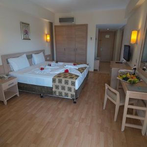 Side Breeze Hotel