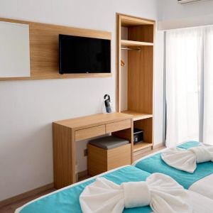 Pyramos Hotel