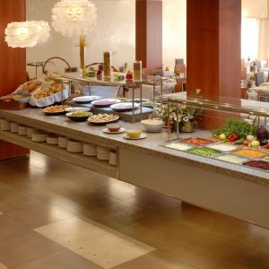 Aqua Hotel Bertran Park