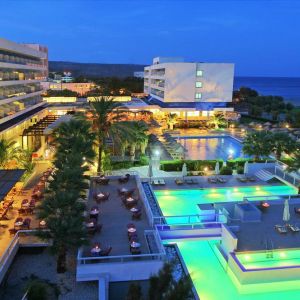 Hotel Blue Sea Beach Resort