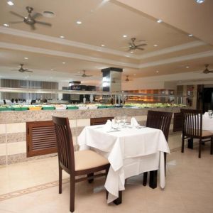 Hotel Riu Naiboa