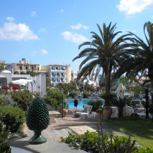 Arathena Rocks Hotel