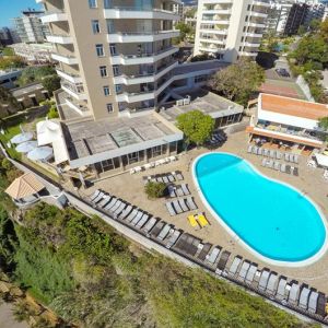 Duas Torres Hotel