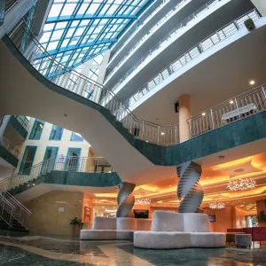 Hotel Marina Grand Beach