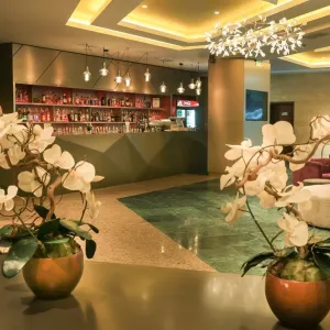 Hotel Marina Grand Beach