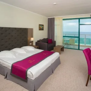 Hotel Marina Grand Beach
