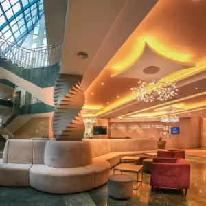 Hotel Marina Grand Beach
