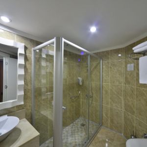 Hotel Linda Resort