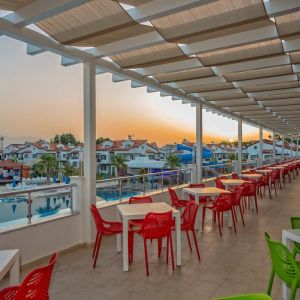 Hotel River Garden Holiday Village