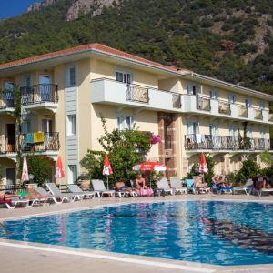 Mavruka Hotel