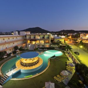 Hotel Bayside Katsaras