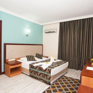 Hotel Concordia Celes Beach