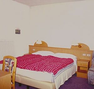 Hotel TYROLIA GARNI