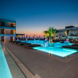 Akasha Beach Hotel