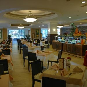 Hotel Meder Resort