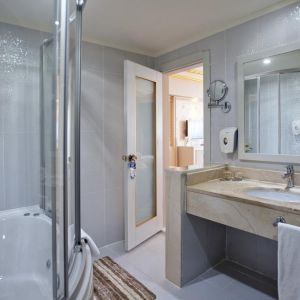 Hotel Crystal Palace Luxury Resort and Spa