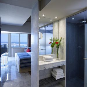 Kyma Suites Beach Hotel