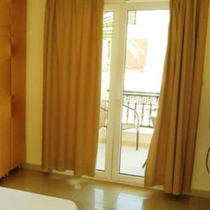 Hotel Rachoni Bay Resort