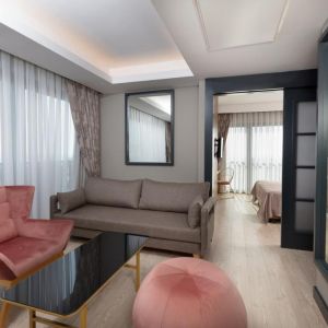 The Raga Side 16 Fine Dining Hotel Adult Only