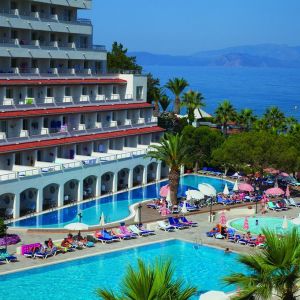 Hotel Batihan Beach Resort and Spa