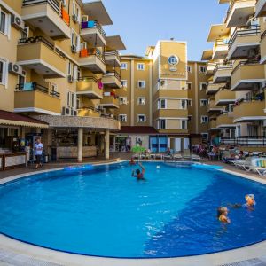 Hotel Kleopatra Ada