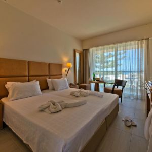 Minos Aparthotel