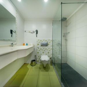 Hotel White Liliyum