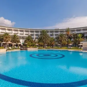 TUI Blue Oceana Suites