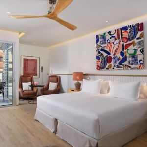 H10 Croma Malaga
