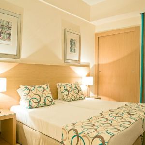 Hotel Dom Jose Beach