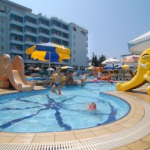 Hotel Senza Grand Santana