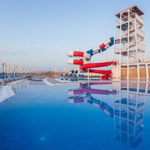 Pensiunea Peninsula Resort