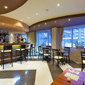 Belmont Apart Hotel