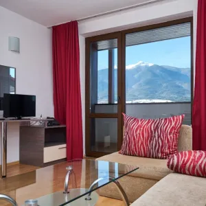 Mountain Paradise by the Walnut Trees Aparthotel