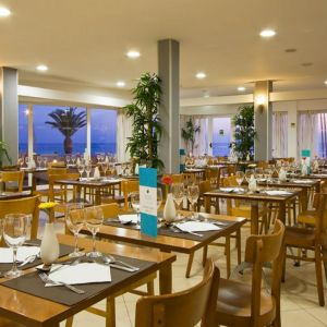 Hotel Dom Jose Beach