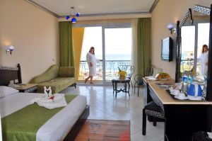 King Tut Aqua Park Beach Resort