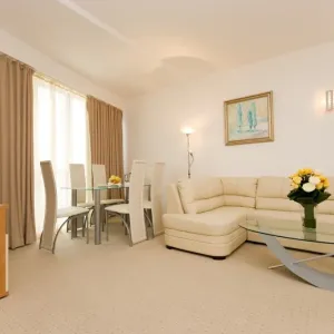Hotel Apollo Spa Resort (Ex.DoubleTree By Hilton)