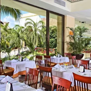Hotel Bahia Principe Grand Coba