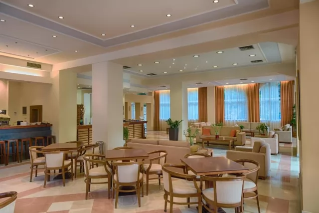 Hotel Hellinis