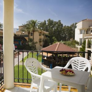 Hotel Puente Real
