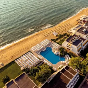Hotel AluaSun Helios Beach